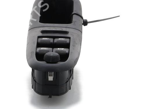 Left front window switch PEUGEOT 406 Break (8E/F) 2.0 HDI 110 | BP29623599I27 
