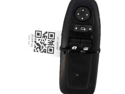 Used Left front window switch Left front window switch PEUGEOT 208 I (CA_, CC_) 1.4 HDi (68 hp) 36776848 36776848