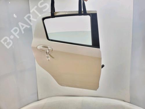 Used Right rear door TOYOTA YARIS (_P13_) 1.0 (KSP130_, KSP130) (69 hp) 30379845