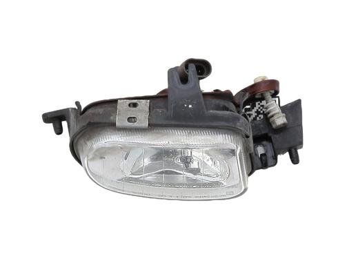 Venstre  foran tåkelykt MERCEDES-BENZ C-CLASS (W203) C 220 CDI (203.008) | BP29874467C30