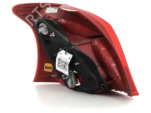 Right taillight TOYOTA YARIS (_P9_) 1.4 D-4D (NLP90_, NLP90R) | BP28177173C35 