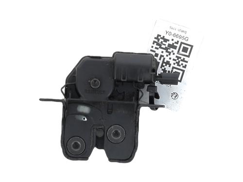 Bagklap lås RENAULT MEGANE III Hatchback (BZ0/1_, B3_) 1.5 dCi (BZ09, BZ0D, BZ1W, BZ29, BZ14) (110 hp) 30799169