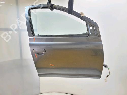 Used Right front door TOYOTA YARIS (_P1_) 1.0 (SCP10_, SCP10R) (65 hp) 30190814