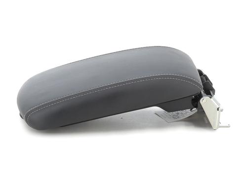 Used Armrest / Center console PEUGEOT 308 SW II (LC_, LJ_, LR_, LX_, L4_) 1.6 BlueHDi 120 (120 hp) 27914640