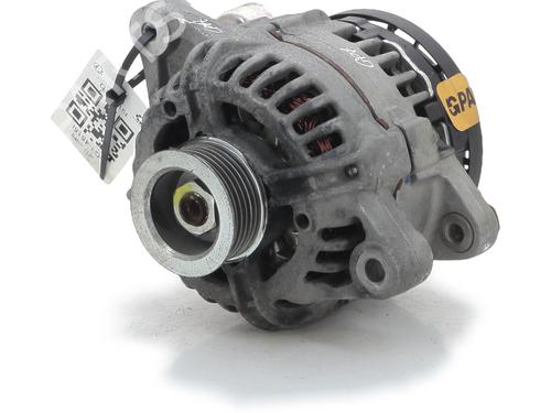 Used Alternator TOYOTA YARIS (_P9_) 1.3 VVT-i (SCP90_, SCP90R) (87 hp) 30474281