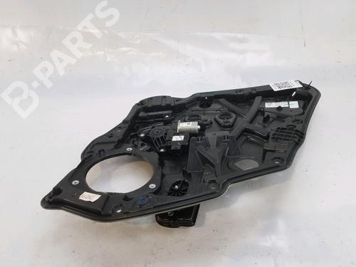rear-right-window-mechanism-alfa-romeo-giulia-952_-20-952aba25b-71779158-2015-10452807 main image