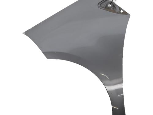 Used Left front fenders Left front fenders 37065058 37065058