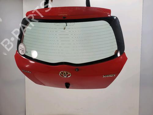 Używane Klapa tylna bagażnika TOYOTA YARIS (_P9_) 1.4 D-4D (NLP90_, NLP90R) (90 hp) 30983016