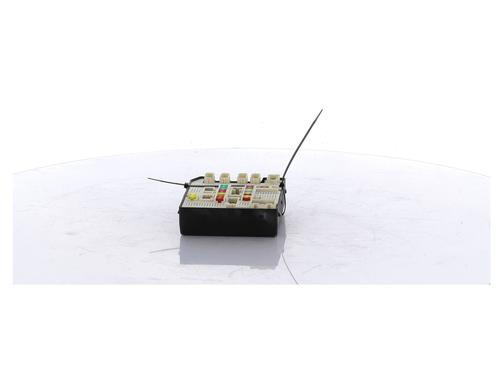 Used Fuse box RENAULT MEGANE III Hatchback (BZ0/1_, B3_) 1.6 16V (BZ1B, BZ1H) (110 hp) 27901505