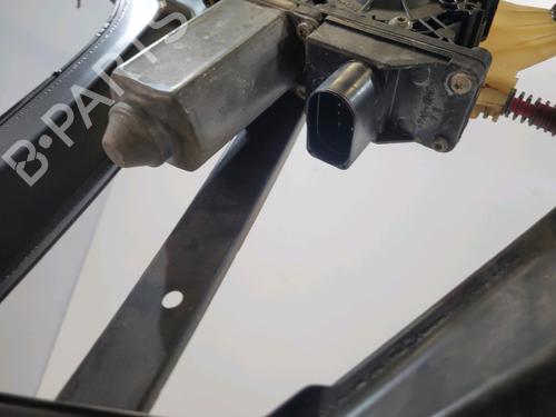 Vindusheismekanisme høyre foran AUDI A3 (8L1) 1.9 TDI | BP30405954C23 