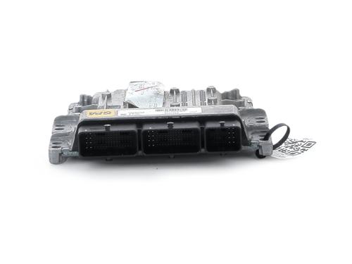 engine-control-unit-ecu-renault-megane-iv-hatchback-b9amn_-2015-39608809 main image