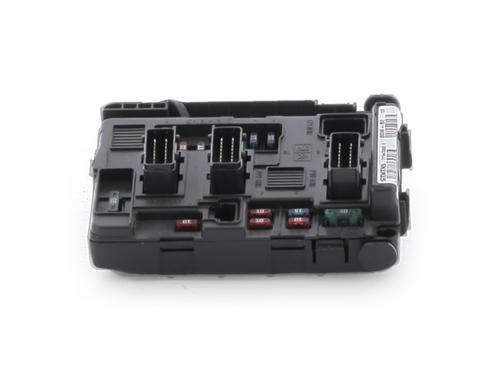 Używane Skrzynka bezpieczników PEUGEOT PARTNER MPV (5_, G_) 2.0 HDI (90 hp) 30827226