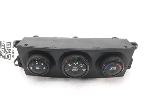 Used Climate control KIA SORENTO I (JC) 2.5 CRDi 4WD (140 hp) 10473127