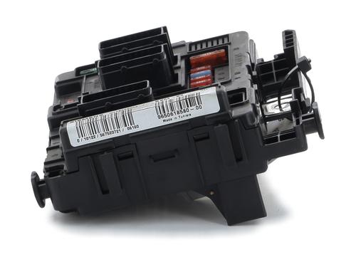 Used Fuse box PEUGEOT 206 SW (2E/K) 1.4 HDi (68 hp) 27909561