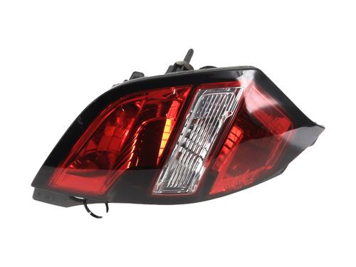 Used Left taillight RENAULT TWINGO III (BCM_, BCA_) 0.9 TCe 90 (BCM9, BCM2) (90 hp) 30808322