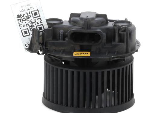 Heater blower motor RENAULT CLIO III (BR0/1, CR0/1) 1.5 dCi (C/BR0G, C/BR1G) | BP23204673M62 