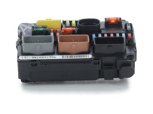 fuse-box-citroen-c3-ii-sc_-2009-32130643 main image