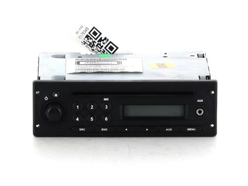 Used Radio Radio RENAULT TWINGO II (CN0_) 1.2 16V (CN04, CN0B) (75 hp) 34261080 34261080