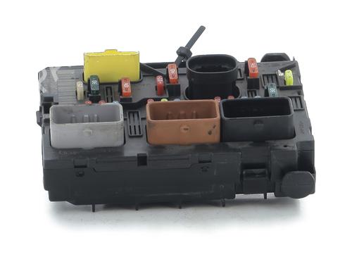 Used Fuse box CITROËN C4 Picasso I MPV (UD_) 1.8 i 16V (125 hp) 30503211