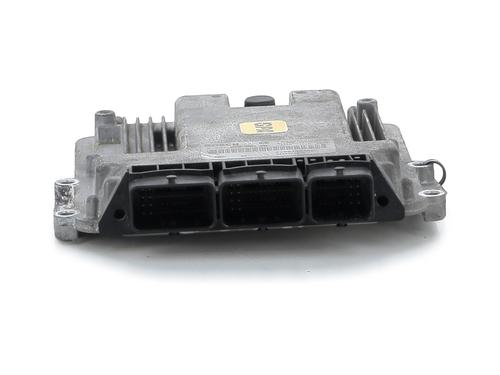 Used Engine control unit (ECU) Engine control unit (ECU) RENAULT MEGANE II (BM0/1_, CM0/1_) 2.0 dCi (BM1K, CM1K) (150 hp) 34112186 34112186