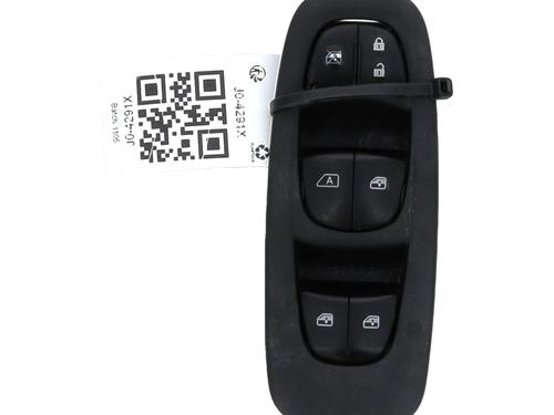 Used Left front window switch RENAULT KADJAR (HA_, HL_) 1.5 dCi 110 (HLA3) (110 hp) 30632221