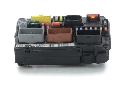 Used Fuse box CITROËN DS3 (SA_) 1.6 VTi 120 (120 hp) 31085665