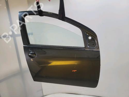 Used Right front door TOYOTA AYGO (_B1_) 1.0 (KGB10_, KGB10R) (68 hp) 31058126