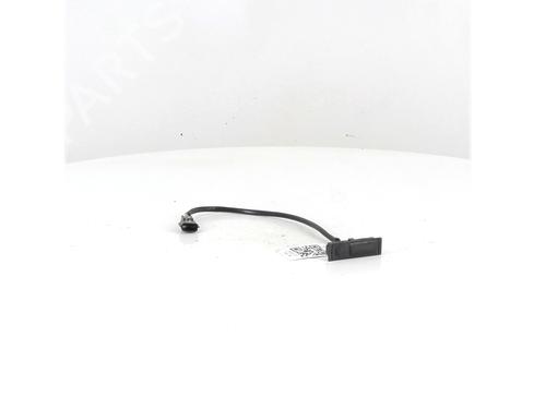 Used Tailgate handle Tailgate handle NISSAN QASHQAI II (J11, J11_) 1.3 DIG-T (140 hp) 34431650 34431650