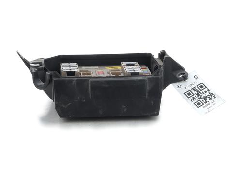 Used Fuse box Fuse box RENAULT CLIO III (BR0/1, CR0/1) [2005-2014] 33261635 33261635