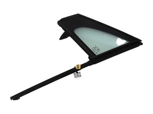 front-left-quarter-glass-citroen-c3-iii-sx-2016-34118651 main image