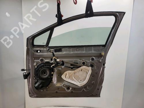Right front door RENAULT CLIO IV (BH_) 0.9 TCe 90 (BHNF, BHMA, BHMH, BHJK, BHJR) | BP29702109C3 