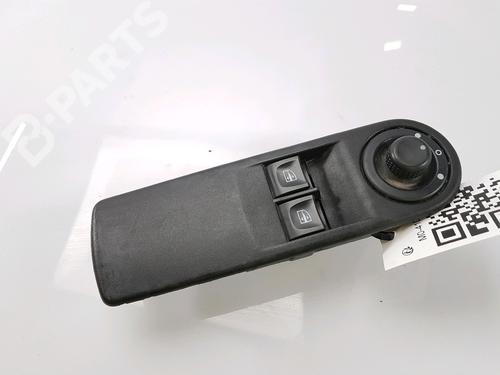 Used Left front window switch Left front window switch RENAULT CLIO IV (BH_) 1.5 dCi 90 (90 hp) 11186179 11186179