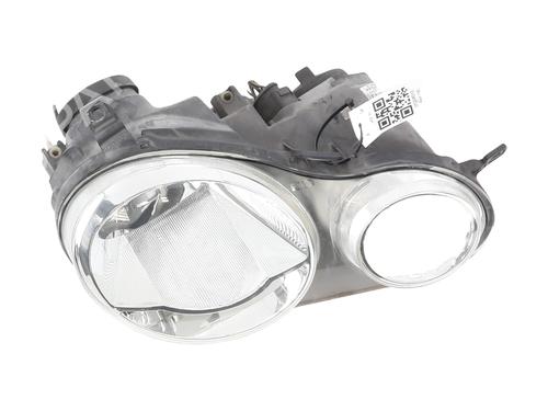 Right headlight VW POLO IV (9N_, 9A_) 1.2 12V | BP31056920C29 