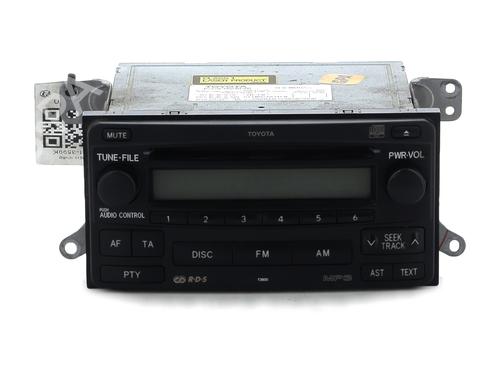 Used Radio TOYOTA HILUX VII Pickup (_N1_, _N2_, _N3_) 2.5 D-4D 4WD (KUN25_, KUN25R) (120 hp) 31141690