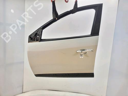 Used Left front door RENAULT MEGANE III Grandtour (KZ0/1) 1.5 dCi (KZ09, KZ0D, KZ1G, KZ29, KZ14, KZ1W, KZ10, KZ1F,... (110 hp) 30828268