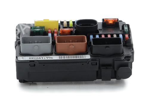 fuse-box-citroen-c3-ii-sc_-2009-34230614 main image