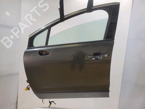Used Left front door Left front door 37533112 37533112