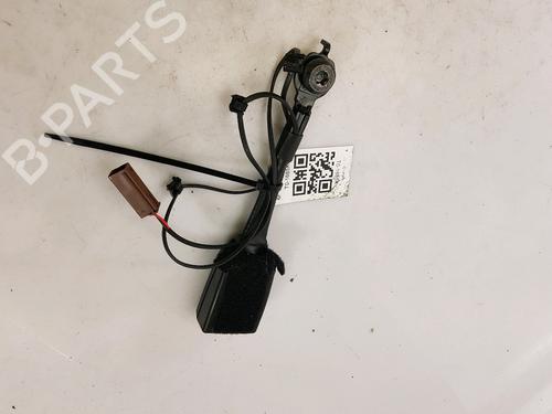 Used Seat buckle FORD FIESTA VII (HJ, HF) 1.0 EcoBoost (101 hp) 27915980