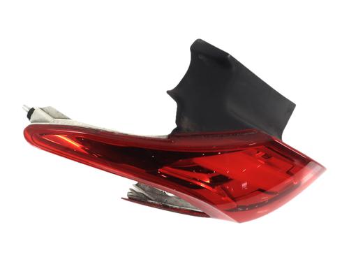 left-taillight-peugeot-2008-i-cu_-2013-39941628 main image