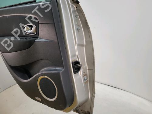 Left rear door RENAULT SCÉNIC III (JZ0/1_) 1.5 dCi | BP28971764C4