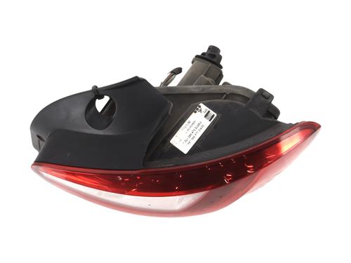 Høyre baklys SEAT IBIZA IV (6J5, 6P1) 1.6 TDI (90 hp) 32848234