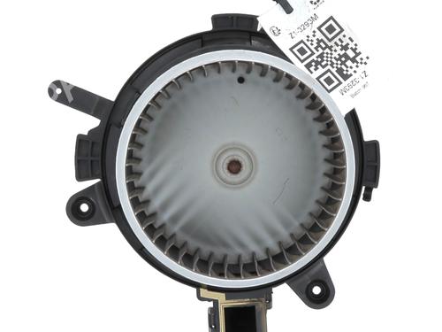 Heater blower motor PEUGEOT 5008 II (MC_, MJ_, MR_, M4_) 1.5 BlueHDi 130 (MCYHZJ, MCYHZR, MCYHZX) | BP27603583M62 
