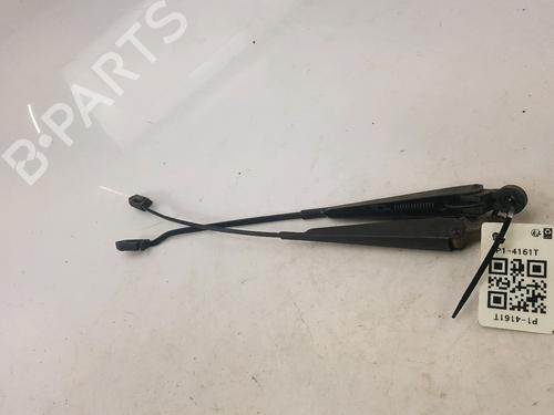 Used Front windshield wiper arm FORD FIESTA III (GFJ) 1.1 (55 hp) 27900642
