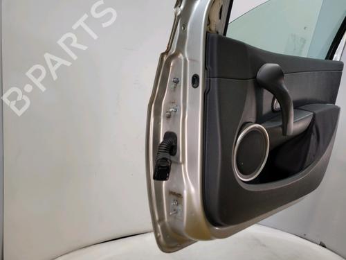 Right front door RENAULT CLIO III Grandtour (KR0/1_) 1.5 dCi (KR0F) | BP30524341C3