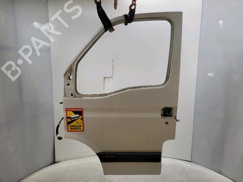 Used Left front door RENAULT MASTER II Van (FD) 2.5 dCi (101 hp) 27353564