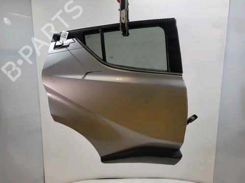 Używane Drzwi tylne prawe TOYOTA C-HR (_X1_) 1.8 Hybrid (ZYX10_, ZYX11_, ZYX10R, ZYX11R) (122 hp) 30808292