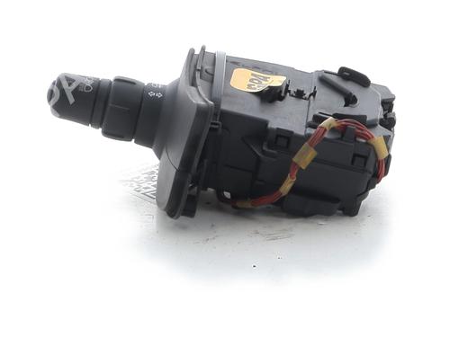 switch-renault-clio-iii-br01-cr01-2005-2006-2007-2008-2009-2010-2011-2012-2013-2014-31876294 main image