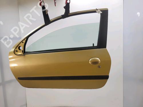 Used Left front door PEUGEOT 206 Hatchback (2A/C) 1.4 i (75 hp) 29849635