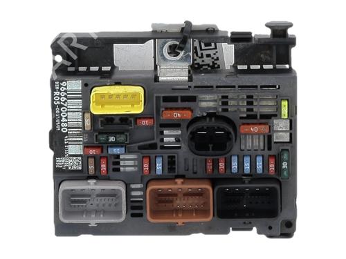 Fuse box CITROËN C4 I (LC_) 1.6 HDi | BP37228803E1 - Image 2