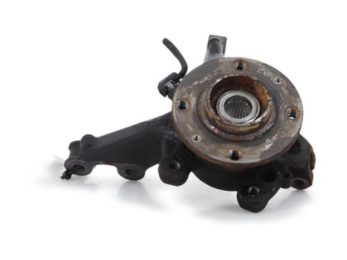 Used Left front steering knuckle Left front steering knuckle PEUGEOT 2008 II (UD_, US_, UY_, UJ_, UR_, UC_) 1.2 PureTech 130 (USHNS, URHNS) (130 hp) 40557458 40557458